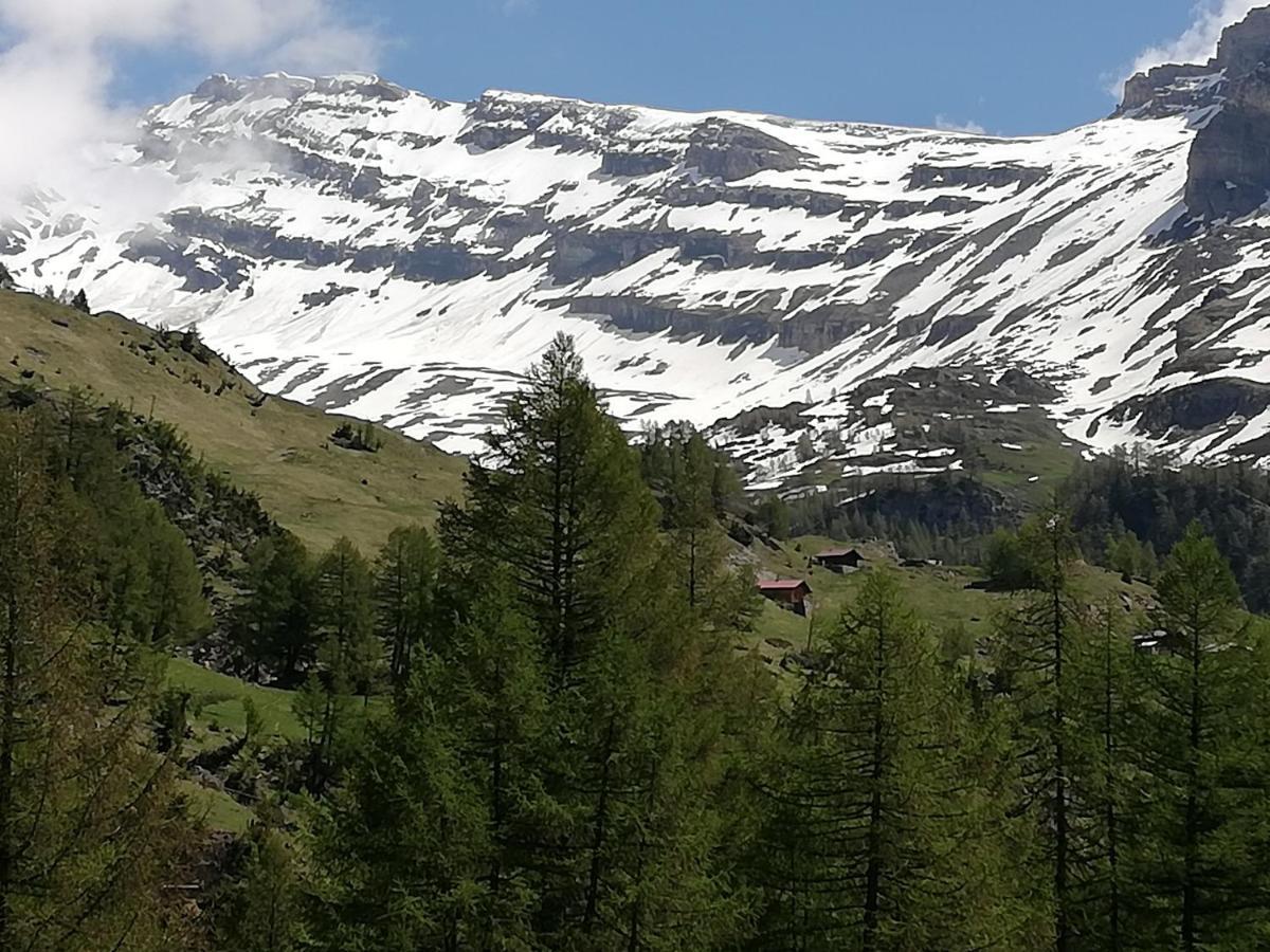 B&B Chalet Rustica Inden, Leukerbad Exteriör bild