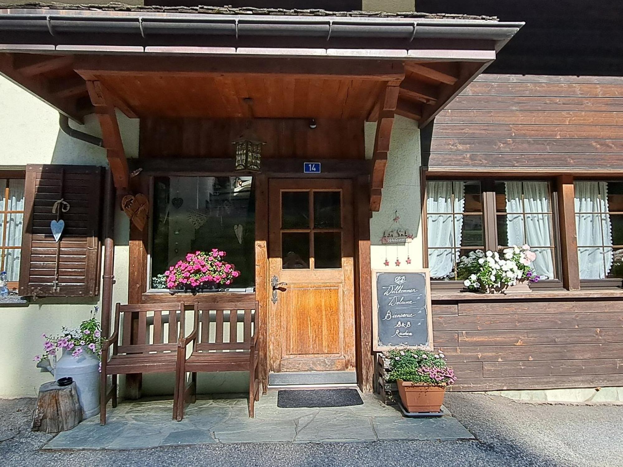 B&B Chalet Rustica Inden, Leukerbad Exteriör bild